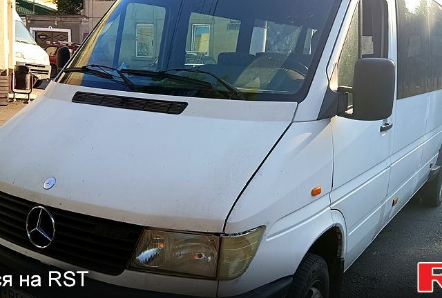 Мерседес Sprinter, объемом двигателя 2.9 л и пробегом 400 тыс. км за 8000 $, фото 4 на Automoto.ua