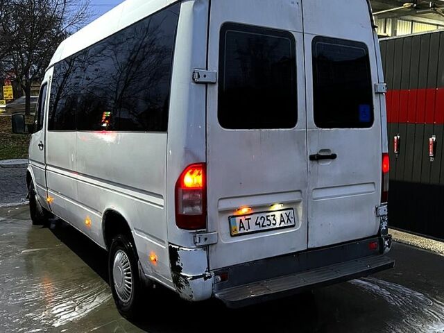Мерседес Sprinter, объемом двигателя 2.9 л и пробегом 200 тыс. км за 3500 $, фото 7 на Automoto.ua
