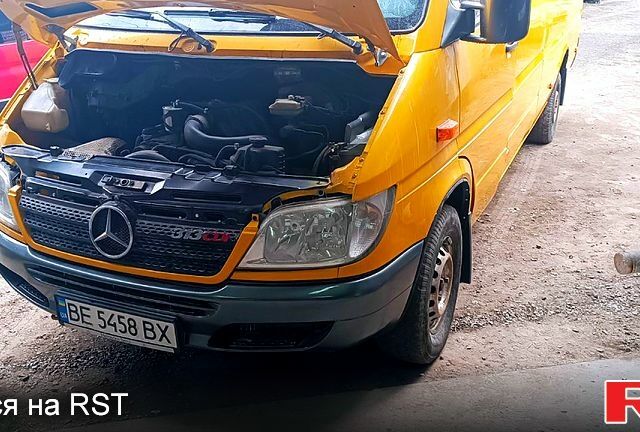 Мерседес Sprinter, об'ємом двигуна 2.2 л та пробігом 300 тис. км за 15000 $, фото 4 на Automoto.ua