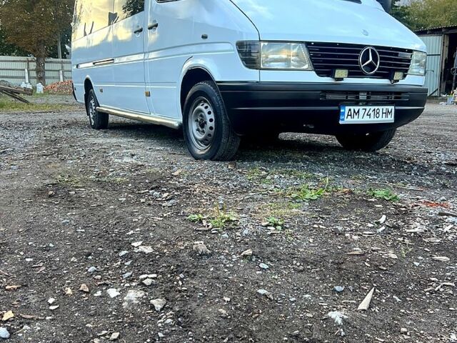 Мерседес Sprinter, объемом двигателя 2.9 л и пробегом 600 тыс. км за 10000 $, фото 3 на Automoto.ua