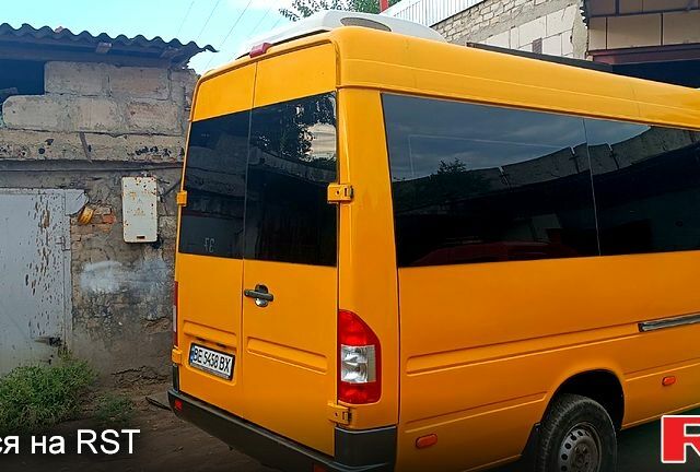 Мерседес Sprinter, об'ємом двигуна 2.2 л та пробігом 300 тис. км за 15000 $, фото 2 на Automoto.ua