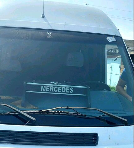Мерседес Sprinter, объемом двигателя 2.7 л и пробегом 303 тыс. км за 6000 $, фото 3 на Automoto.ua