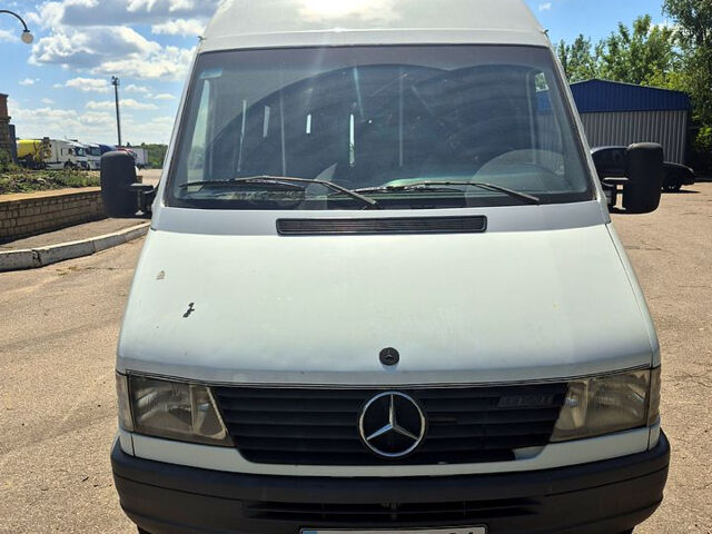 Мерседес Sprinter, объемом двигателя 2.9 л и пробегом 100 тыс. км за 5000 $, фото 1 на Automoto.ua