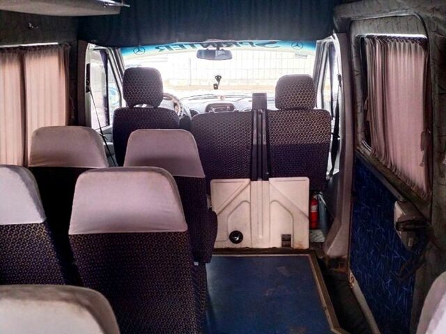 Мерседес Sprinter, объемом двигателя 27 л и пробегом 340 тыс. км за 10000 $, фото 7 на Automoto.ua