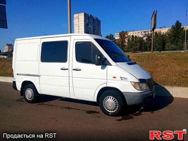 Мерседес Sprinter, объемом двигателя 2.2 л и пробегом 550 тыс. км за 5200 $, фото 1 на Automoto.ua