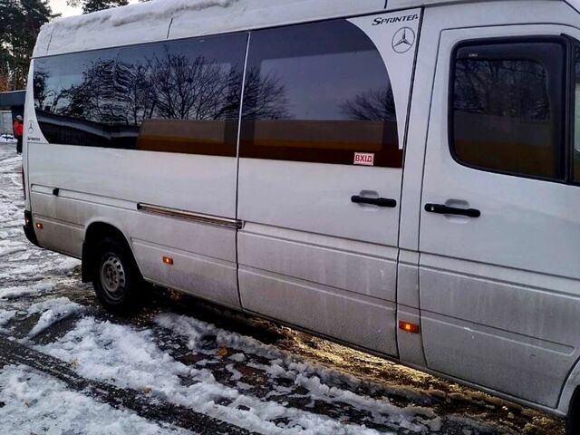 Мерседес Sprinter, объемом двигателя 27 л и пробегом 340 тыс. км за 10000 $, фото 3 на Automoto.ua