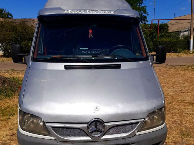 Мерседес Sprinter, объемом двигателя 2.2 л и пробегом 0 тыс. км за 8500 $, фото 3 на Automoto.ua