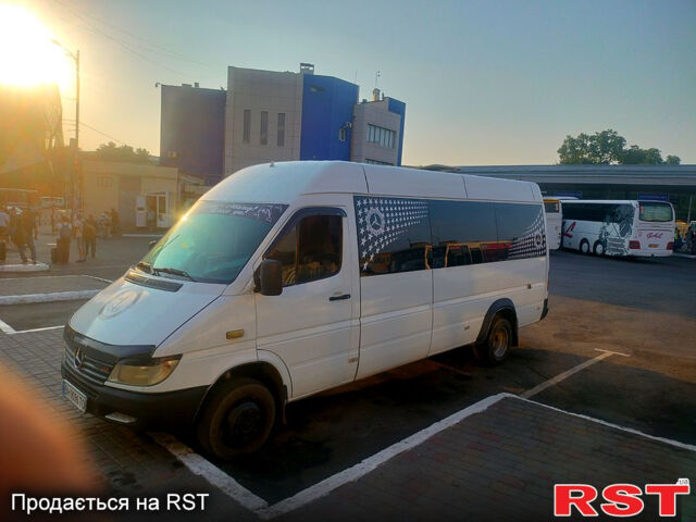 Мерседес Sprinter, об'ємом двигуна 2.2 л та пробігом 1500 тис. км за 9500 $, фото 1 на Automoto.ua