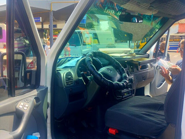 Мерседес Sprinter, объемом двигателя 2.2 л и пробегом 375 тыс. км за 10500 $, фото 4 на Automoto.ua