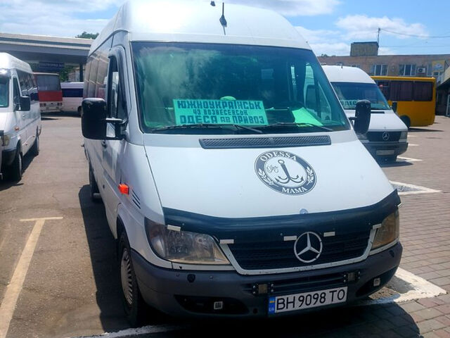 Мерседес Sprinter, объемом двигателя 2.2 л и пробегом 375 тыс. км за 10500 $, фото 5 на Automoto.ua