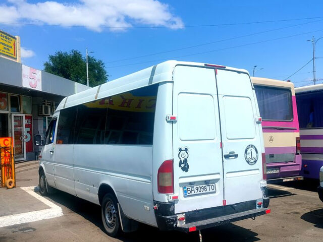 Мерседес Sprinter, объемом двигателя 2.2 л и пробегом 375 тыс. км за 10500 $, фото 6 на Automoto.ua