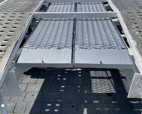 Мерседес Sprinter, объемом двигателя 2.3 л и пробегом 650 тыс. км за 7900 $, фото 13 на Automoto.ua