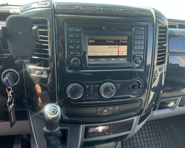 Мерседес Sprinter, объемом двигателя 3 л и пробегом 306 тыс. км за 33500 $, фото 8 на Automoto.ua
