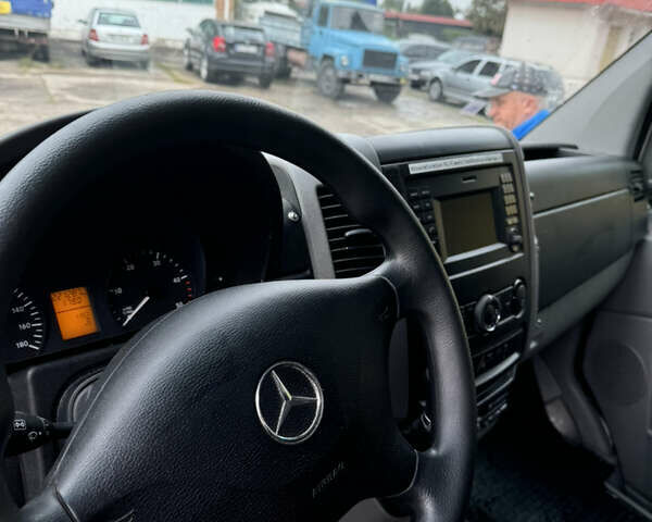 Мерседес Sprinter, объемом двигателя 2.14 л и пробегом 220 тыс. км за 32500 $, фото 3 на Automoto.ua