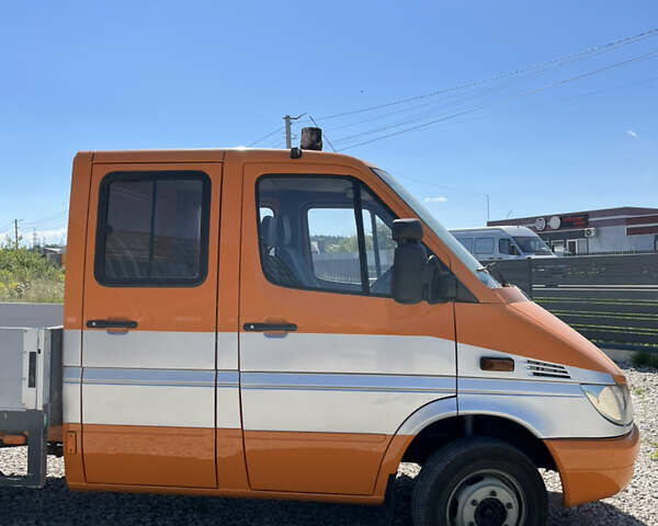 Мерседес Sprinter, объемом двигателя 0 л и пробегом 517 тыс. км за 14000 $, фото 3 на Automoto.ua