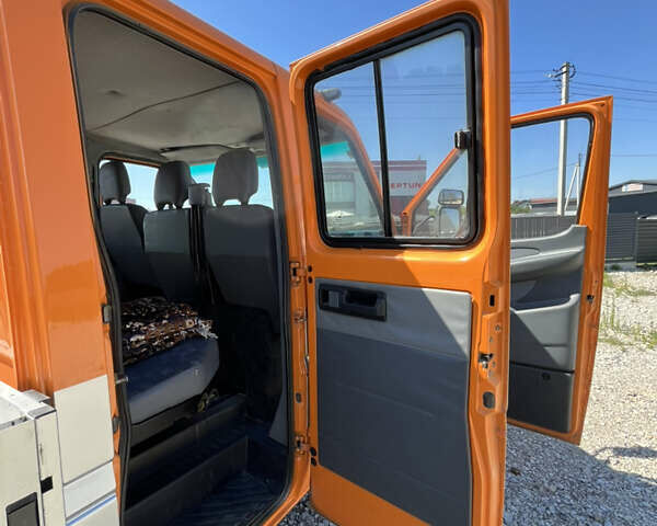 Мерседес Sprinter, объемом двигателя 0 л и пробегом 517 тыс. км за 14000 $, фото 8 на Automoto.ua
