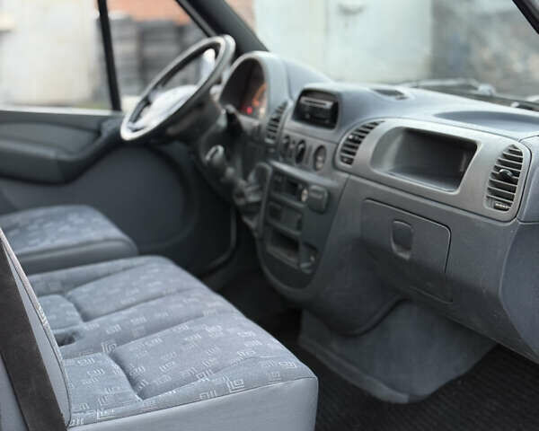 Мерседес Sprinter, об'ємом двигуна 2.7 л та пробігом 360 тис. км за 19999 $, фото 14 на Automoto.ua