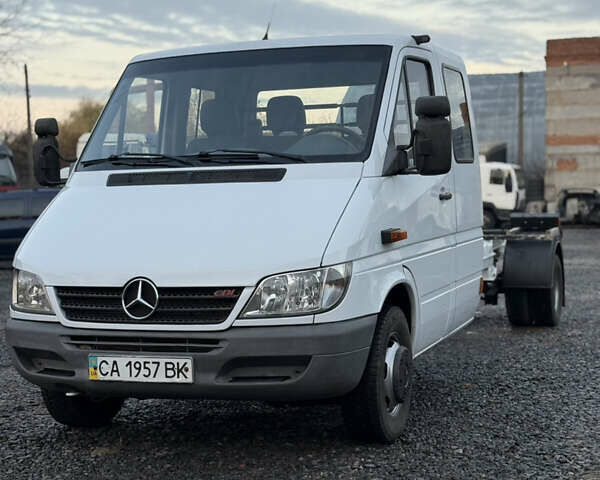 Мерседес Sprinter, об'ємом двигуна 2.7 л та пробігом 360 тис. км за 19999 $, фото 2 на Automoto.ua