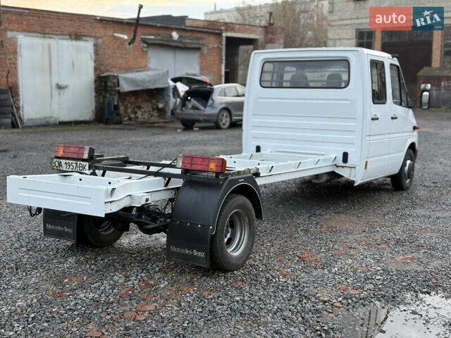 Мерседес Sprinter, об'ємом двигуна 2.7 л та пробігом 360 тис. км за 19999 $, фото 3 на Automoto.ua