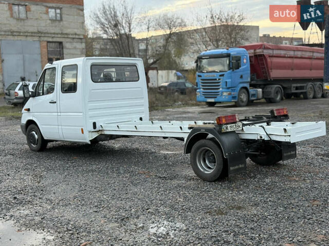 Мерседес Sprinter, об'ємом двигуна 2.7 л та пробігом 360 тис. км за 19999 $, фото 4 на Automoto.ua