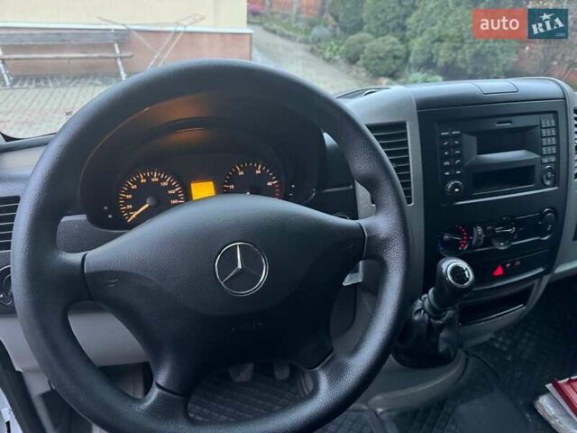 Мерседес Sprinter, об'ємом двигуна 2.2 л та пробігом 187 тис. км за 19900 $, фото 4 на Automoto.ua