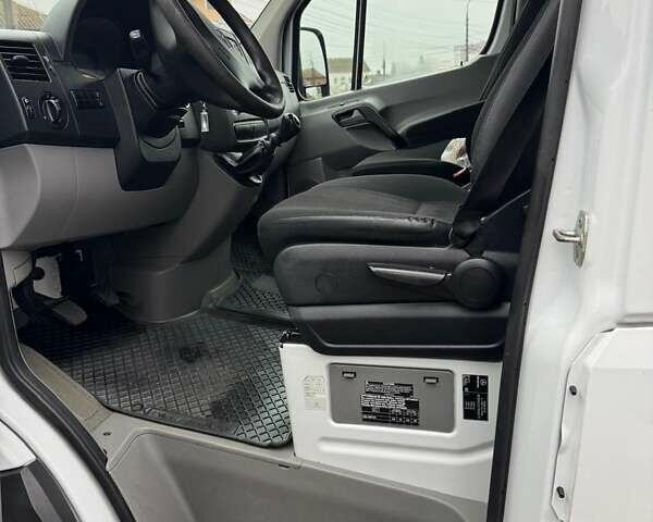 Мерседес Sprinter, об'ємом двигуна 2.2 л та пробігом 187 тис. км за 19900 $, фото 7 на Automoto.ua