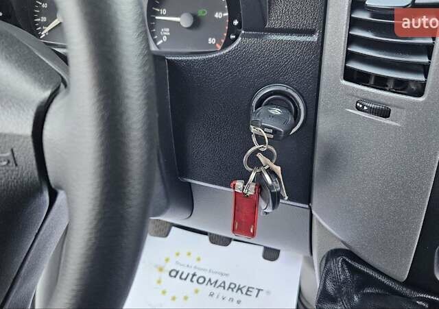 Мерседес Sprinter, объемом двигателя 2.2 л и пробегом 131 тыс. км за 20800 $, фото 26 на Automoto.ua