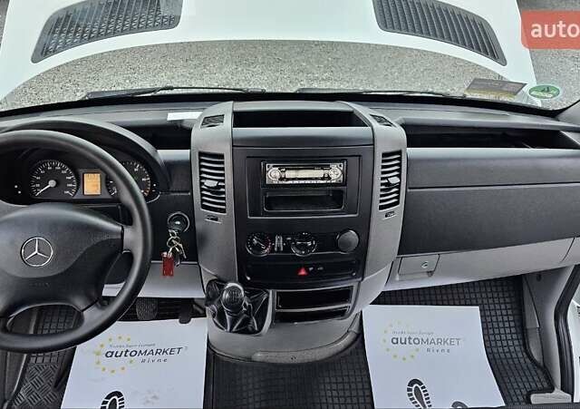 Мерседес Sprinter, объемом двигателя 2.2 л и пробегом 131 тыс. км за 20800 $, фото 25 на Automoto.ua
