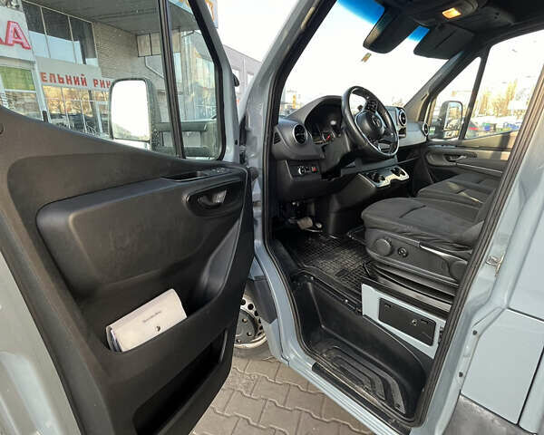 Мерседес Sprinter, объемом двигателя 0 л и пробегом 200 тыс. км за 25500 $, фото 5 на Automoto.ua