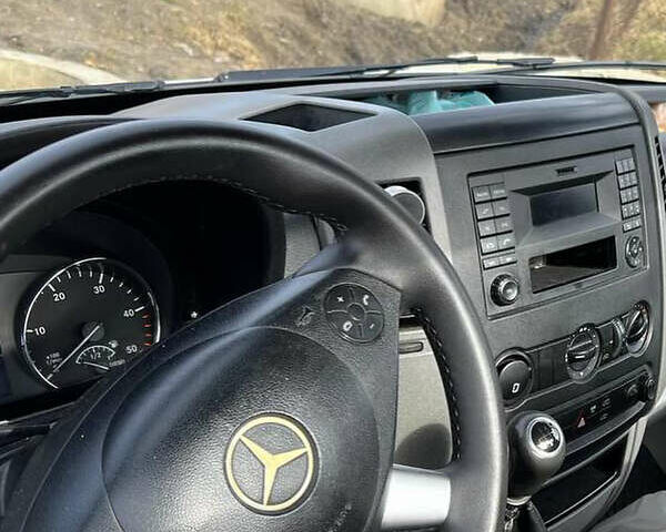 Мерседес Sprinter, объемом двигателя 2.2 л и пробегом 224 тыс. км за 12500 $, фото 2 на Automoto.ua