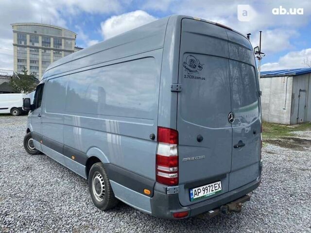 Мерседес Sprinter, об'ємом двигуна 2.7 л та пробігом 325 тис. км за 19500 $, фото 5 на Automoto.ua