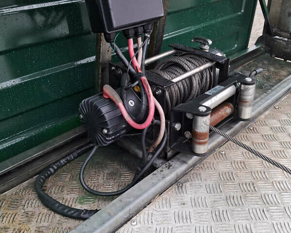 Мерседес Sprinter, объемом двигателя 2.7 л и пробегом 740 тыс. км за 16500 $, фото 12 на Automoto.ua