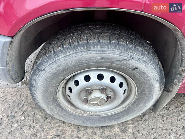 Мерседес Sprinter, об'ємом двигуна 2.7 л та пробігом 367 тис. км за 13000 $, фото 22 на Automoto.ua