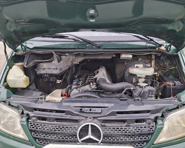 Мерседес Sprinter, объемом двигателя 2.7 л и пробегом 740 тыс. км за 16500 $, фото 10 на Automoto.ua