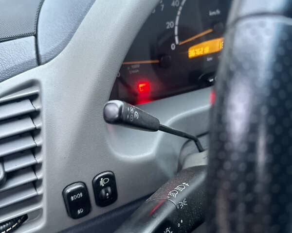 Мерседес Sprinter, об'ємом двигуна 2.7 л та пробігом 367 тис. км за 13000 $, фото 13 на Automoto.ua