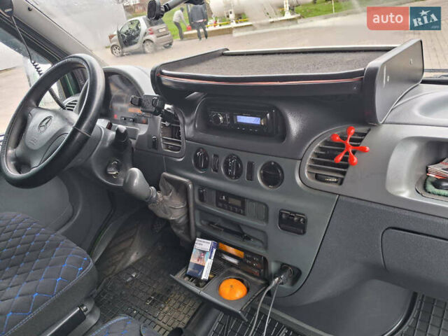 Мерседес Sprinter, объемом двигателя 2.7 л и пробегом 740 тыс. км за 16500 $, фото 7 на Automoto.ua