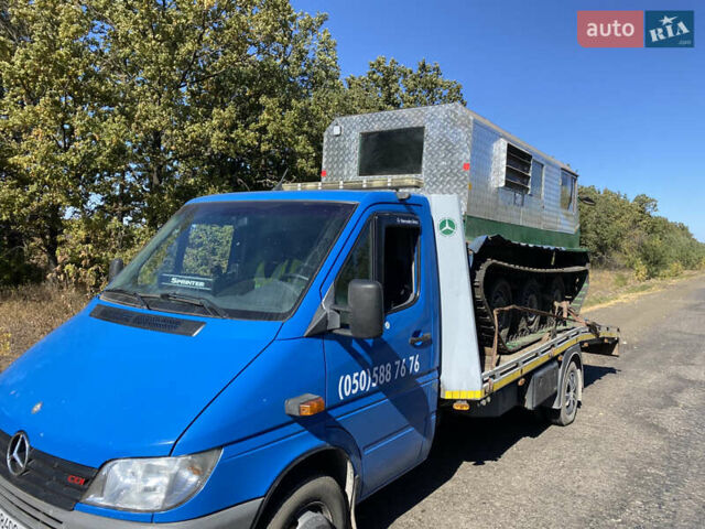 Мерседес Sprinter, объемом двигателя 2.7 л и пробегом 400 тыс. км за 15000 $, фото 1 на Automoto.ua