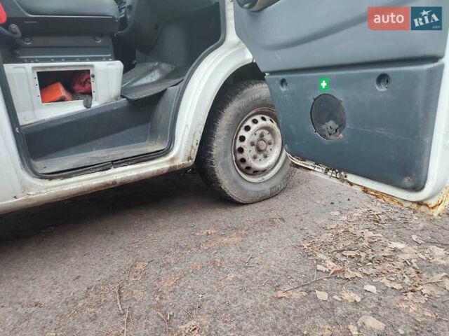 Мерседес Sprinter, об'ємом двигуна 2.7 л та пробігом 524 тис. км за 9000 $, фото 10 на Automoto.ua