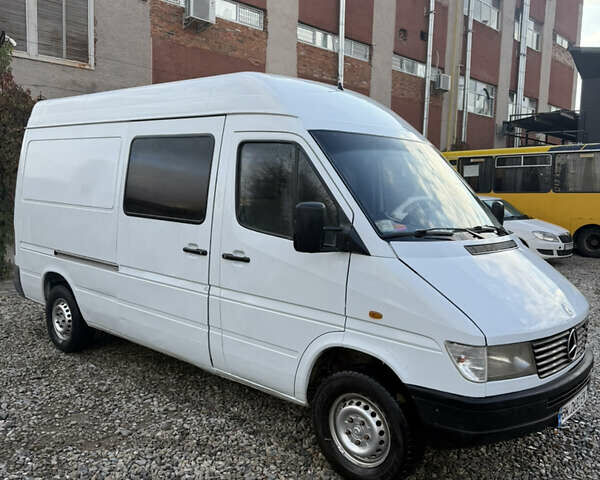 Мерседес Sprinter 1995 в Калуше на Automoto.ua Мерседес Sprinter, объемом двигателя 2.3 л и пробегом 6 тыс. км за 4399 $, фото 10 на Automoto.ua