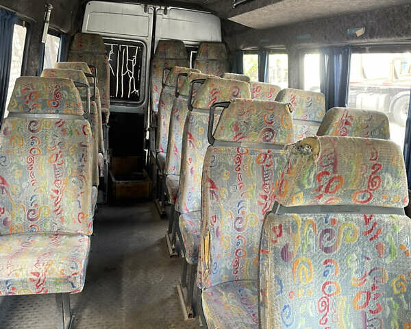 Мерседес Sprinter, объемом двигателя 2.1 л и пробегом 550 тыс. км за 3000 $, фото 4 на Automoto.ua