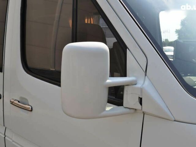 Мерседес Sprinter, объемом двигателя 2.2 л и пробегом 900 тыс. км за 9000 $, фото 16 на Automoto.ua