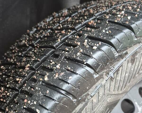 Мерседес Sprinter, объемом двигателя 2.7 л и пробегом 640 тыс. км за 12700 $, фото 3 на Automoto.ua