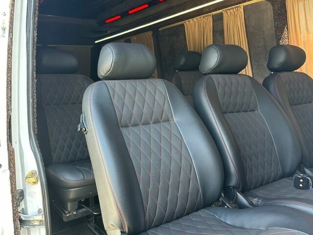 Мерседес Sprinter, объемом двигателя 0 л и пробегом 500 тыс. км за 8990 $, фото 8 на Automoto.ua