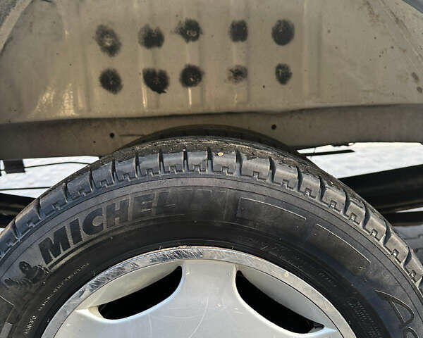 Мерседес Sprinter, об'ємом двигуна 2.2 л та пробігом 400 тис. км за 8500 $, фото 4 на Automoto.ua