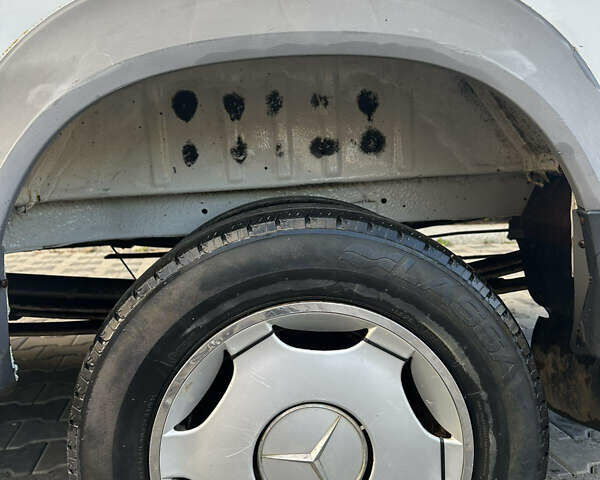 Мерседес Sprinter, об'ємом двигуна 2.2 л та пробігом 400 тис. км за 8500 $, фото 6 на Automoto.ua