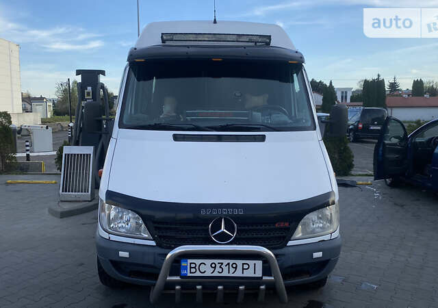 Мерседес Sprinter, объемом двигателя 2.2 л и пробегом 410 тыс. км за 8500 $, фото 1 на Automoto.ua