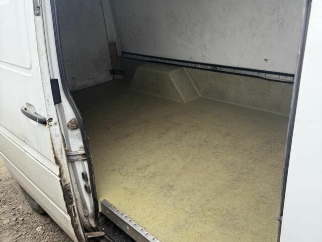 Мерседес Sprinter, объемом двигателя 0 л и пробегом 0 тыс. км за 5500 $, фото 3 на Automoto.ua