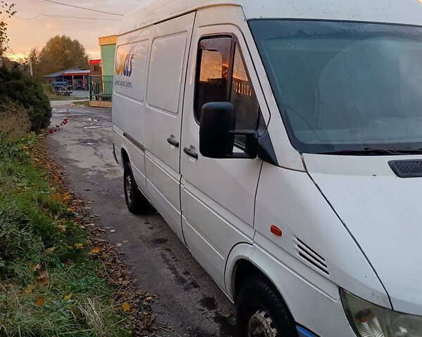 Мерседес Sprinter, об'ємом двигуна 2.2 л та пробігом 741 тис. км за 5700 $, фото 2 на Automoto.ua