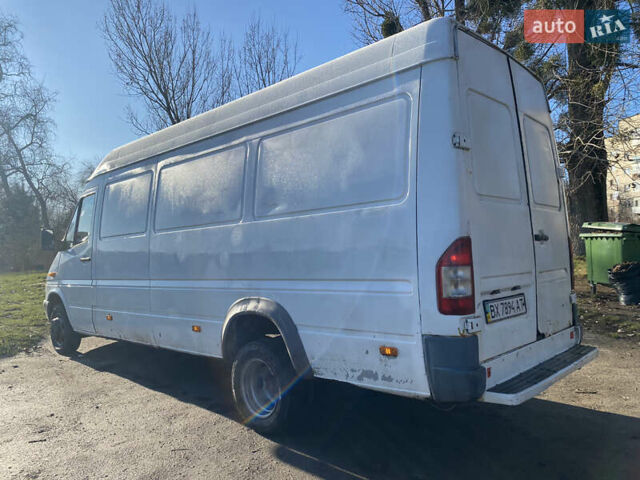 Мерседес Sprinter, объемом двигателя 0 л и пробегом 540 тыс. км за 10999 $, фото 3 на Automoto.ua