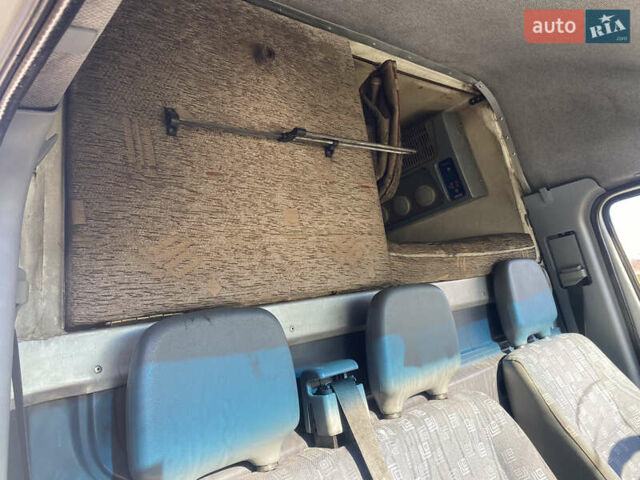 Мерседес Sprinter, объемом двигателя 0 л и пробегом 540 тыс. км за 10999 $, фото 7 на Automoto.ua